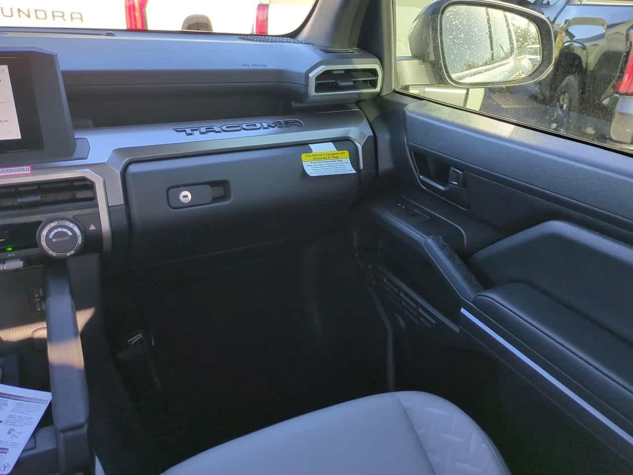 Toyota Tacoma Sr5 Double Cab 4-Wheel Drive - Thumbnail 16