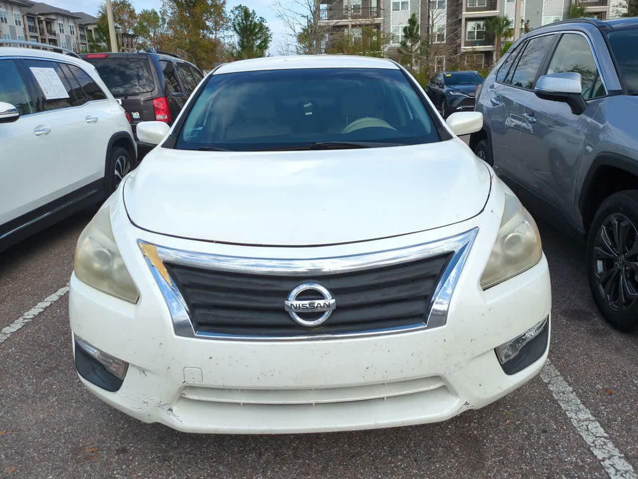 Nissan Altima 2.5 S Fwd - Thumbnail 8