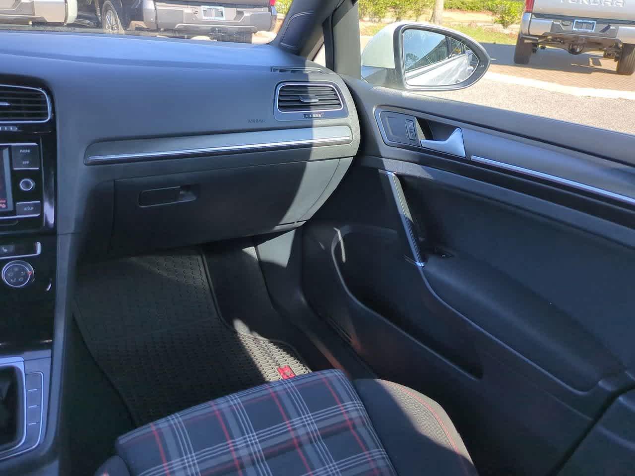 Volkswagen Golf Gti S Fwd - Thumbnail 16