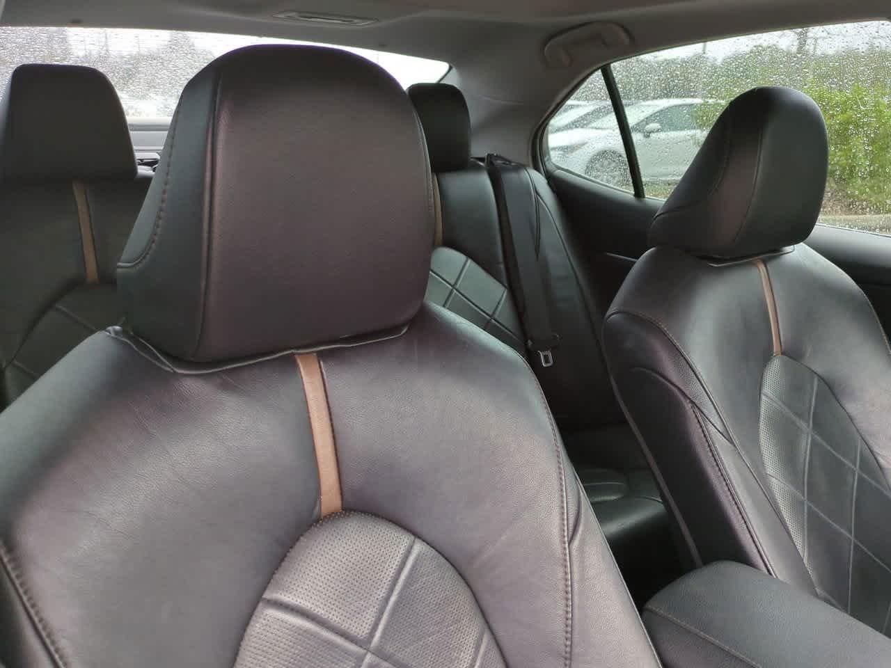 Toyota Camry Xle V6 Fwd - Thumbnail 8