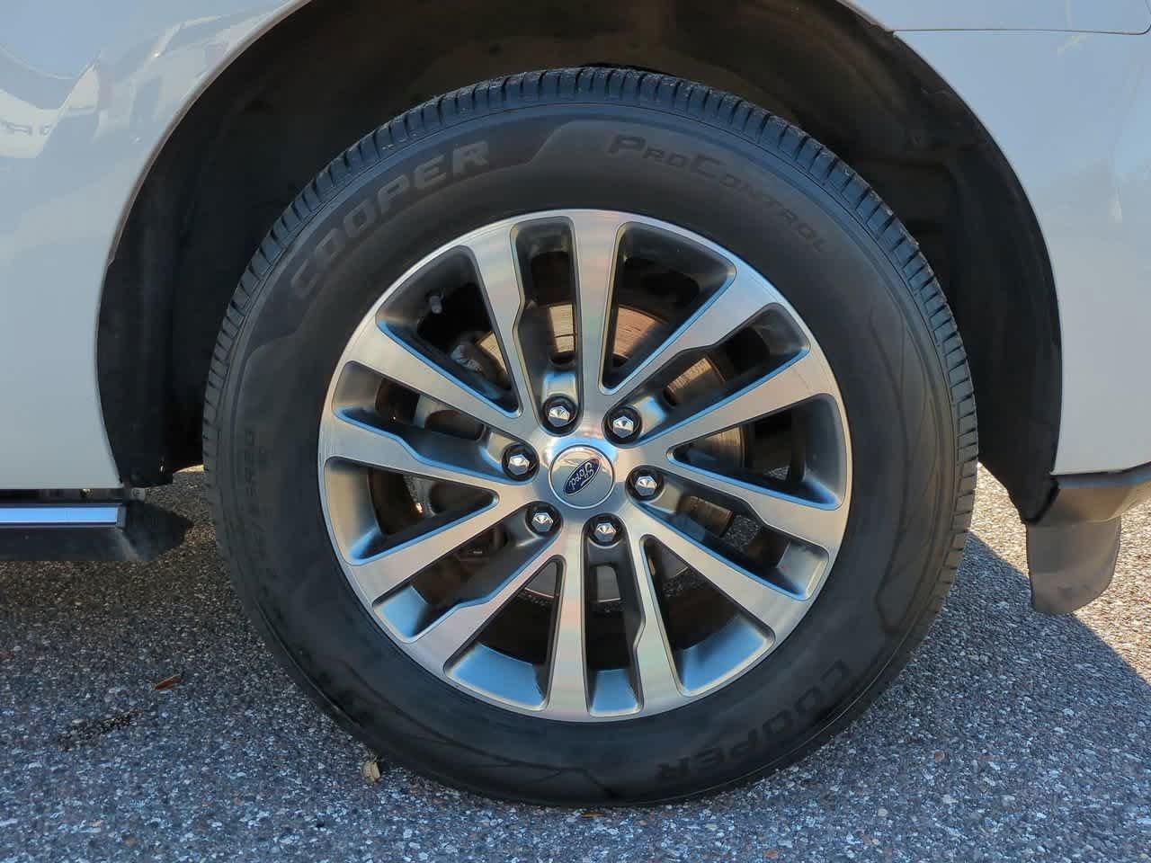 Ford Expedition Max Limited Rwd - Thumbnail 12