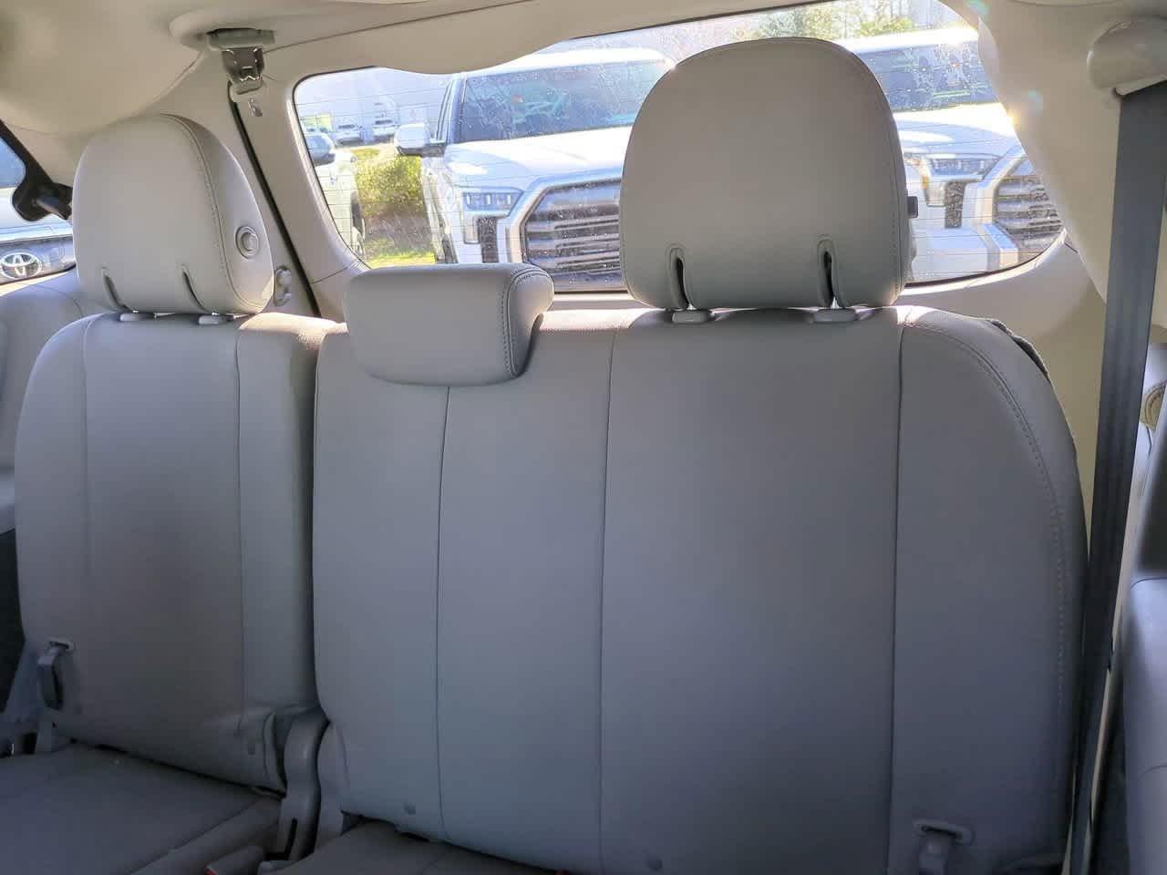 Toyota Sienna Xle Fwd - Thumbnail 14