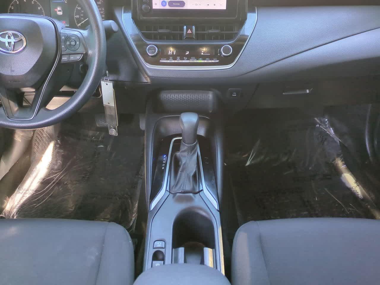 Toyota Corolla Le Fwd - Thumbnail 18