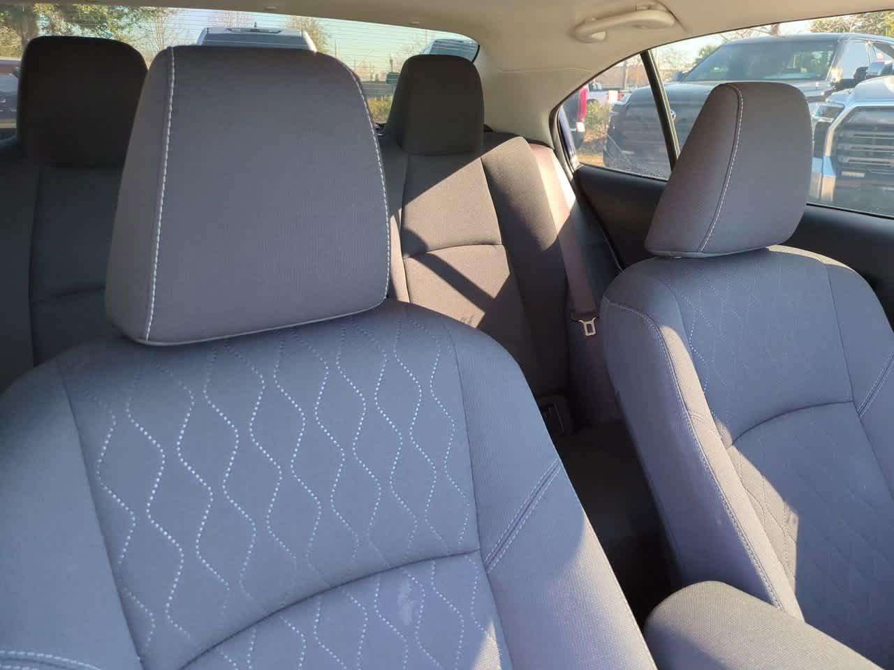 Toyota Corolla Le Fwd - Thumbnail 7