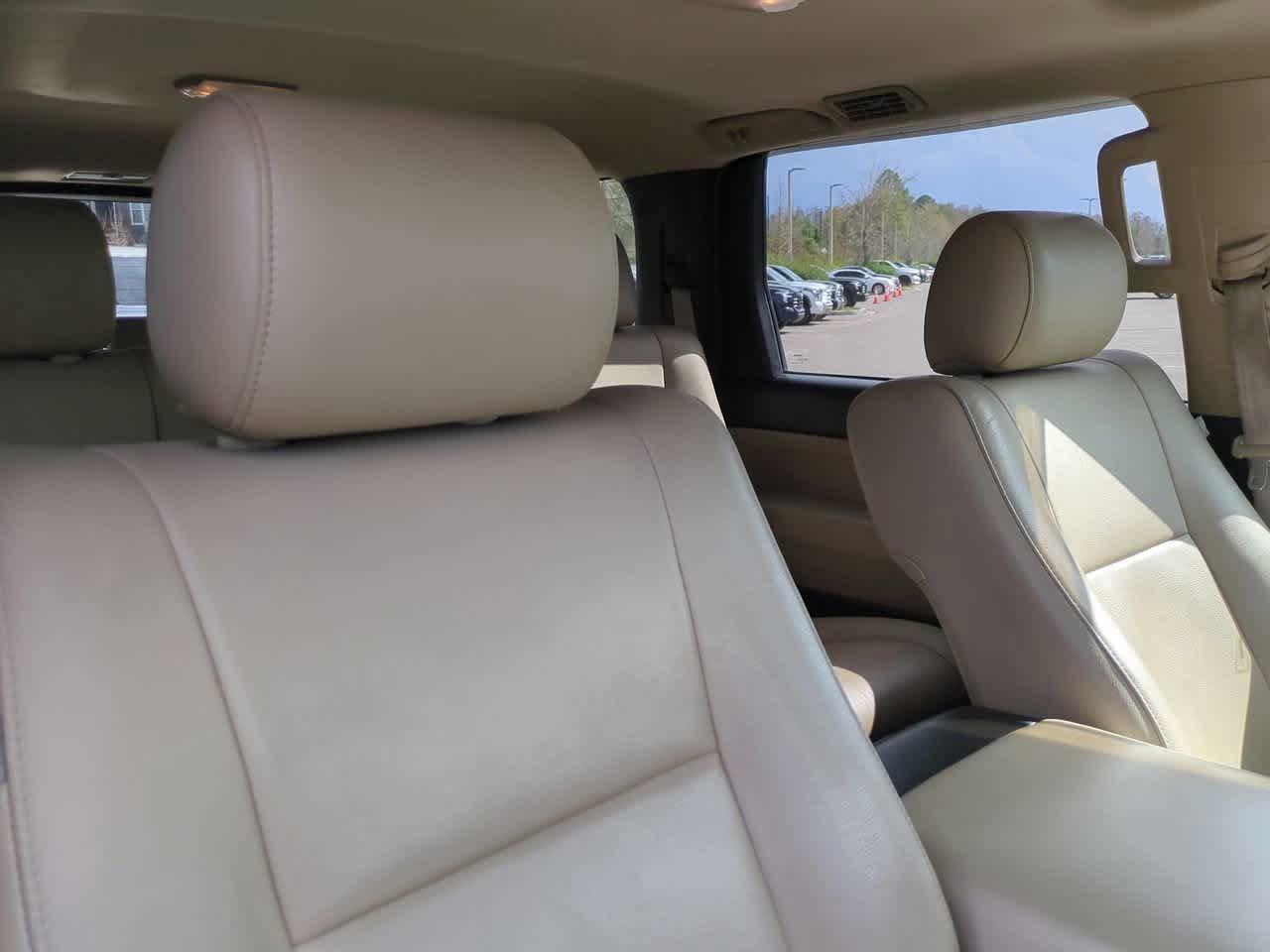 Toyota Sequoia Sr5 Rwd - Thumbnail 8