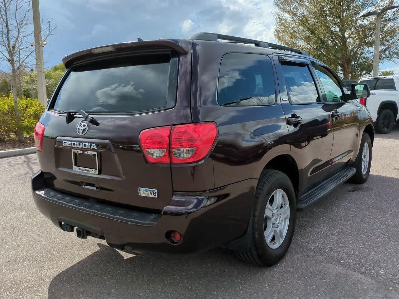 Toyota Sequoia Sr5 Rwd - Thumbnail 7