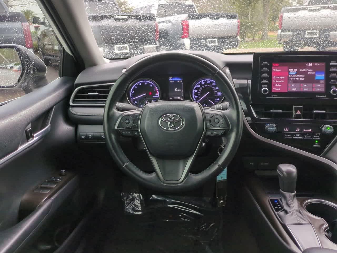 Toyota Camry Se Fwd 4Dr Car - Thumbnail 16