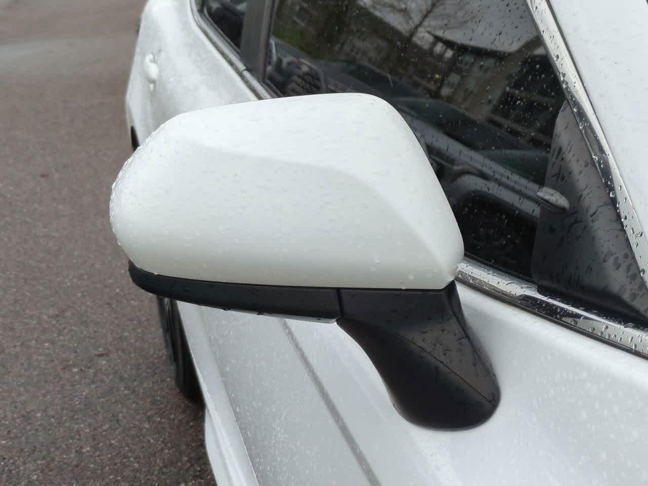 Toyota Camry Se Fwd 4Dr Car - Thumbnail 13