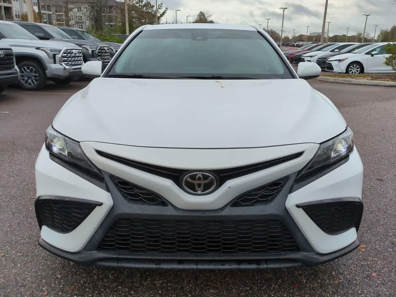 Toyota Camry Se Fwd 4Dr Car - Thumbnail 10