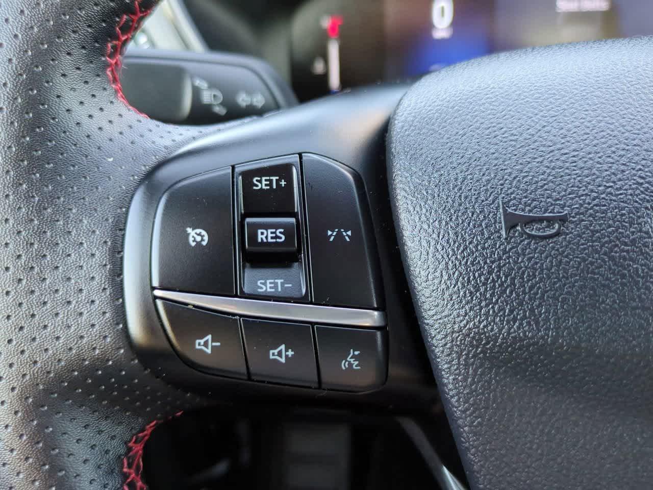 Ford Escape St-Line Awd - Thumbnail 20