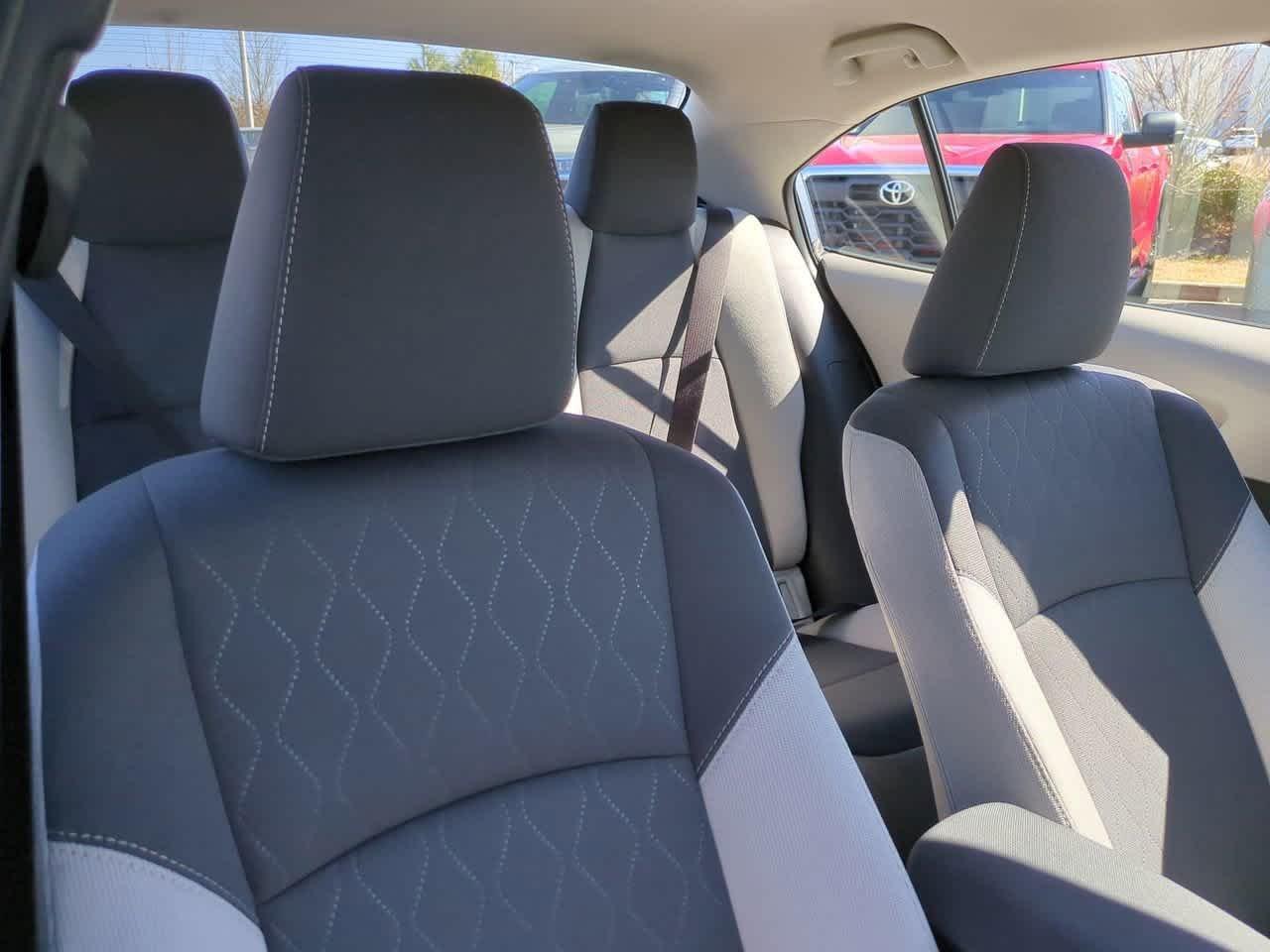 Toyota Corolla Le Fwd 4Dr Car - Thumbnail 8