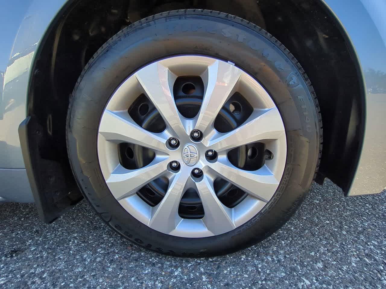 Toyota Corolla Le Fwd 4Dr Car - Thumbnail 12