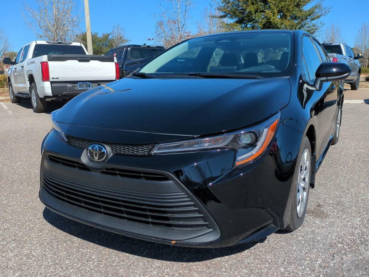 Toyota Corolla Le Fwd 4Dr Car - Thumbnail 3