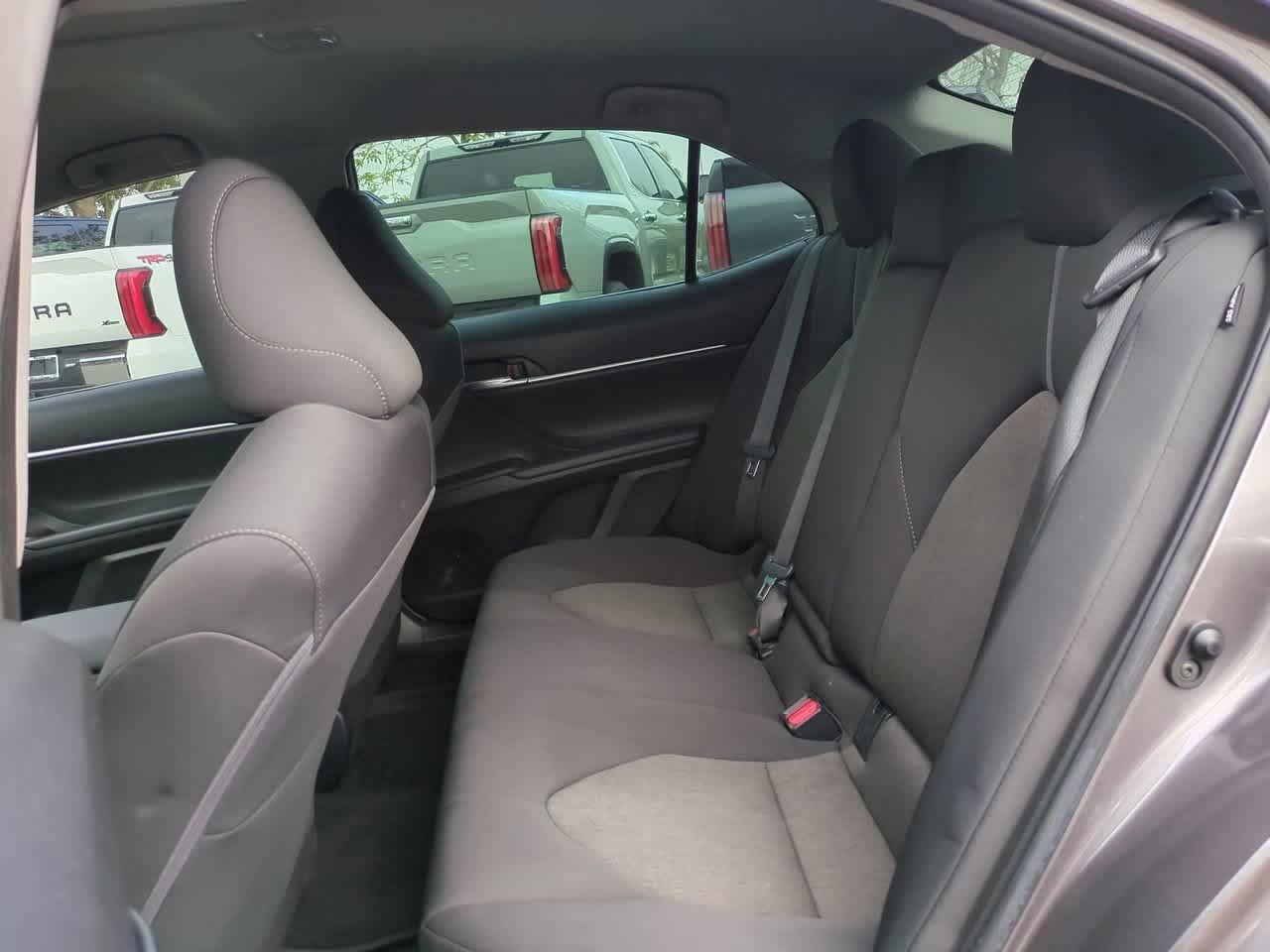 Toyota Camry Le Fwd 4Dr Car - Thumbnail 14