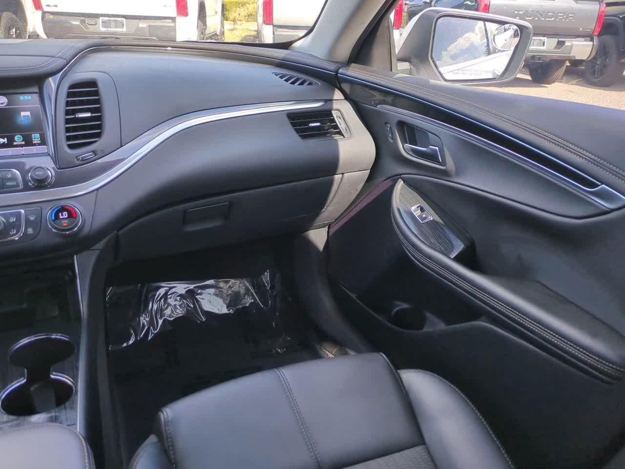 Chevrolet Impala Lt Fwd - Thumbnail 17