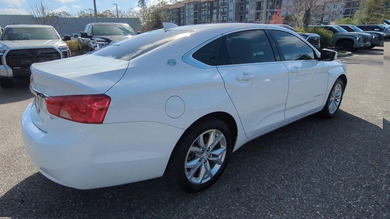 Chevrolet Impala Lt Fwd - Thumbnail 2