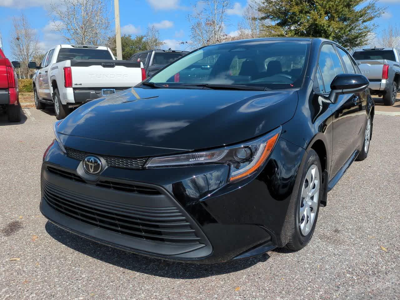 Toyota Corolla Le Fwd 4Dr Car - Thumbnail 3