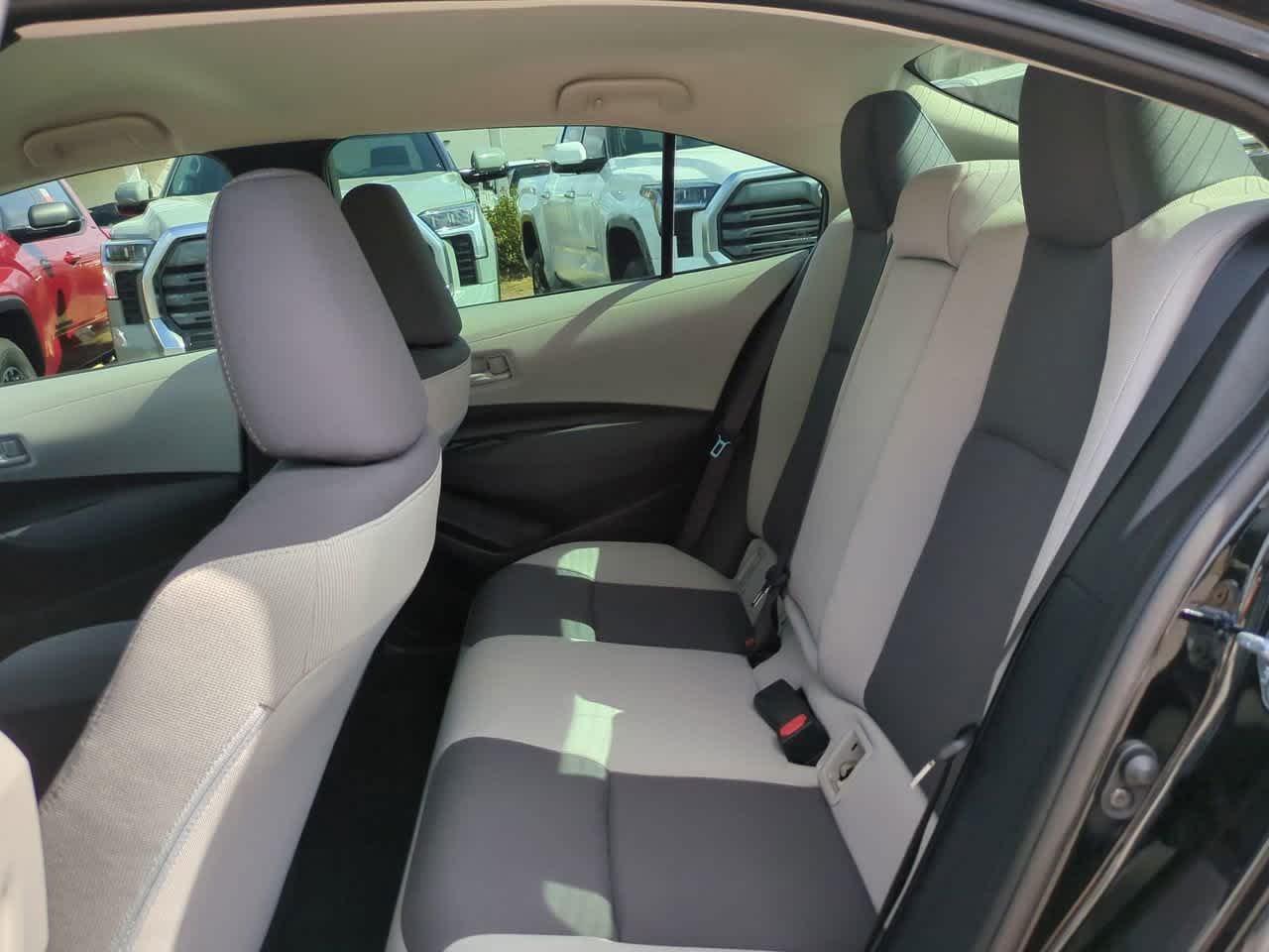 Toyota Corolla Le Fwd 4Dr Car - Thumbnail 14