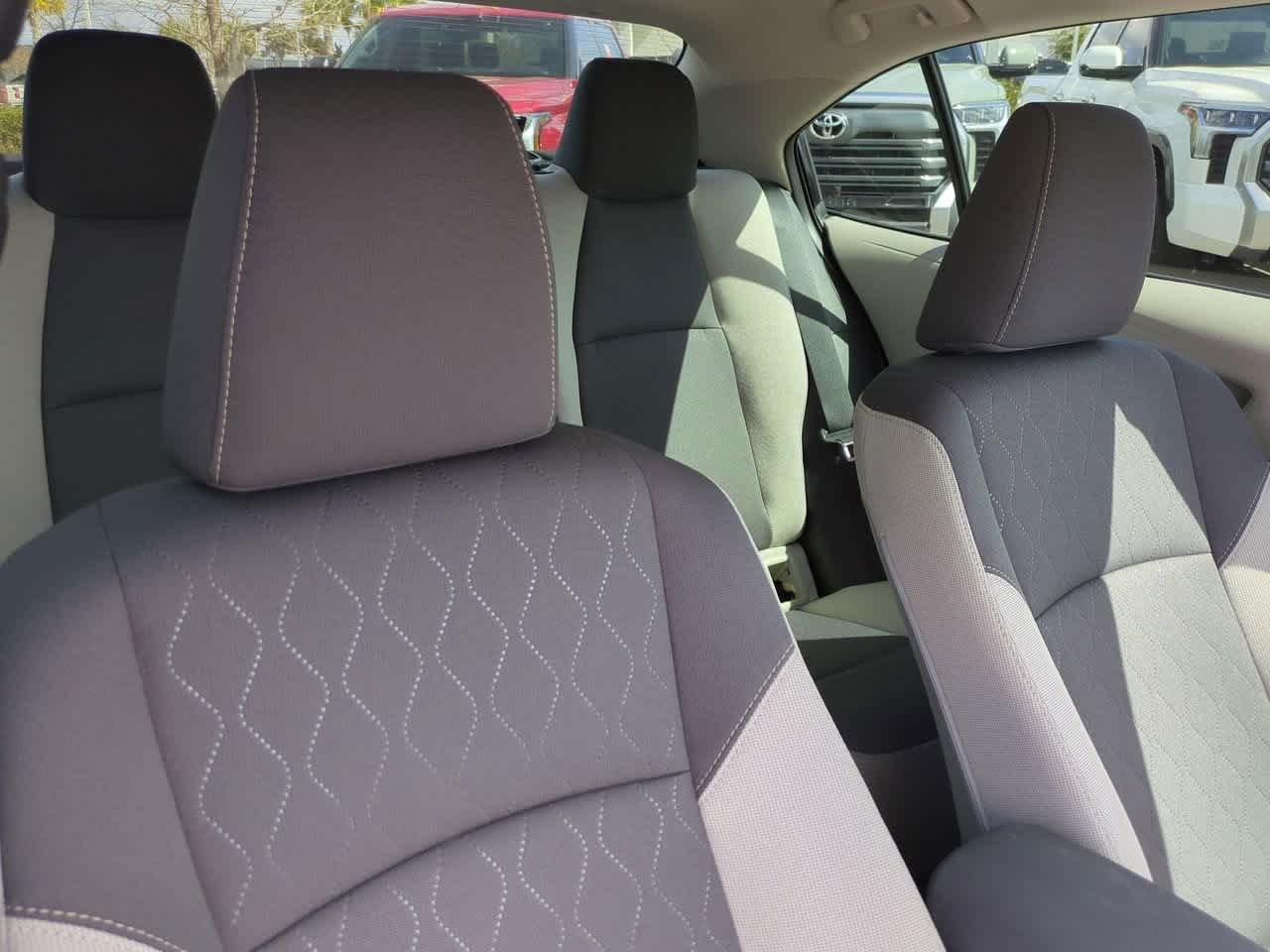 Toyota Corolla Le Fwd 4Dr Car - Thumbnail 8