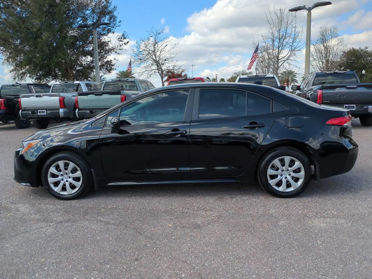 Toyota Corolla Le Fwd 4Dr Car - Thumbnail 4