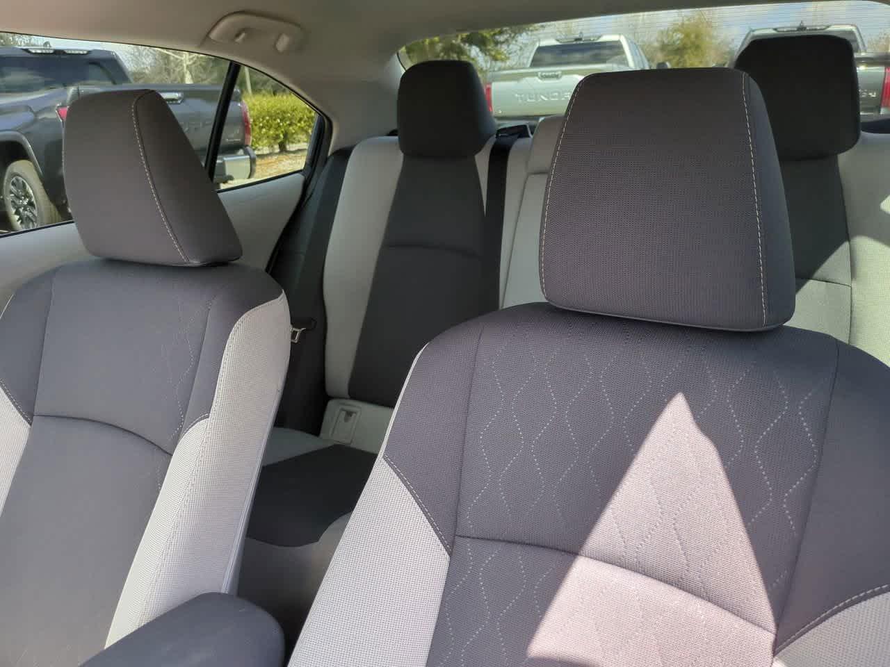 Toyota Corolla Le Fwd 4Dr Car - Thumbnail 9