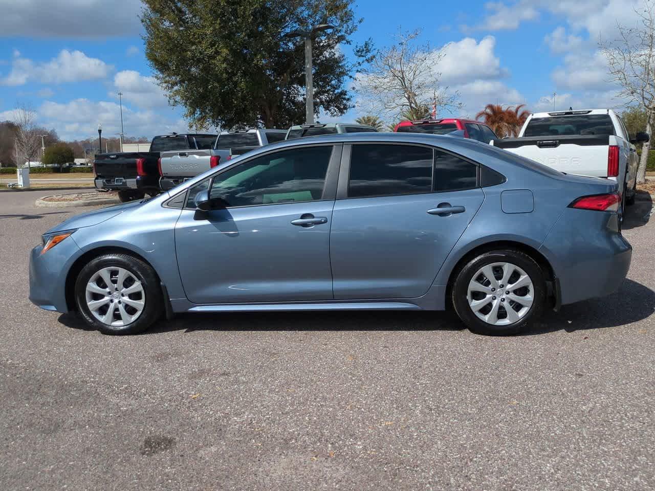 Toyota Corolla Le Fwd 4Dr Car - Thumbnail 4