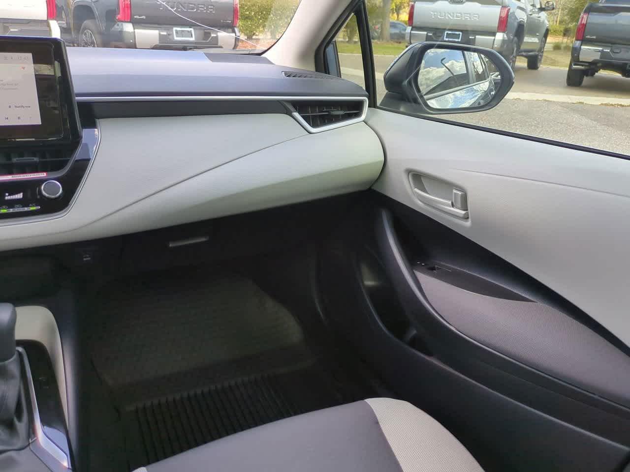 Toyota Corolla Le Fwd 4Dr Car - Thumbnail 17