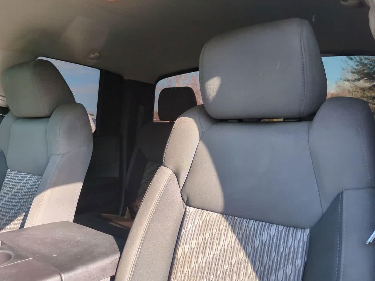 Toyota Tundra Sr Rwd Crew Cab Pickup - Thumbnail 9