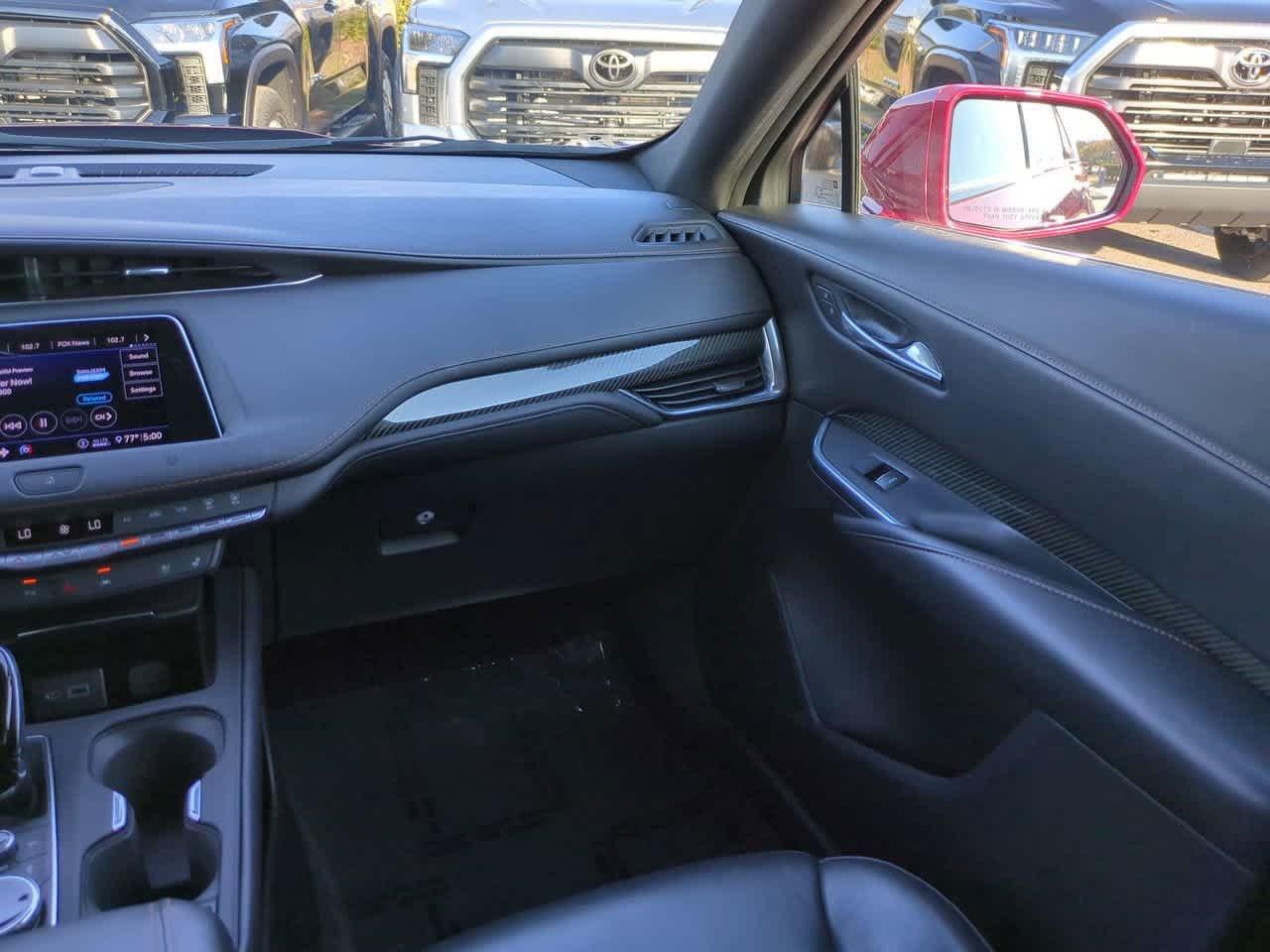 Cadillac Xt4 Fwd Sport - Thumbnail 16