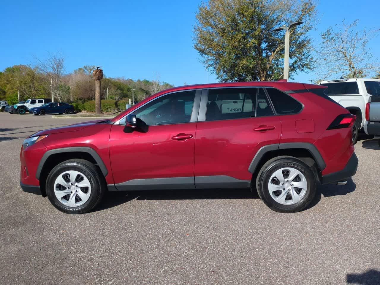 Toyota Rav4 Le Fwd Sport Utility - Thumbnail 4