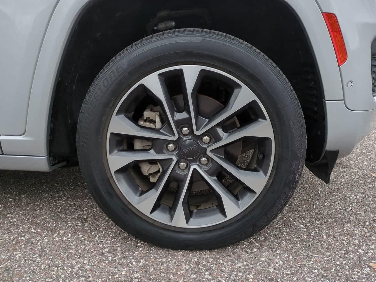 Jeep Grand Cherokee L Overland Rwd - Thumbnail 12