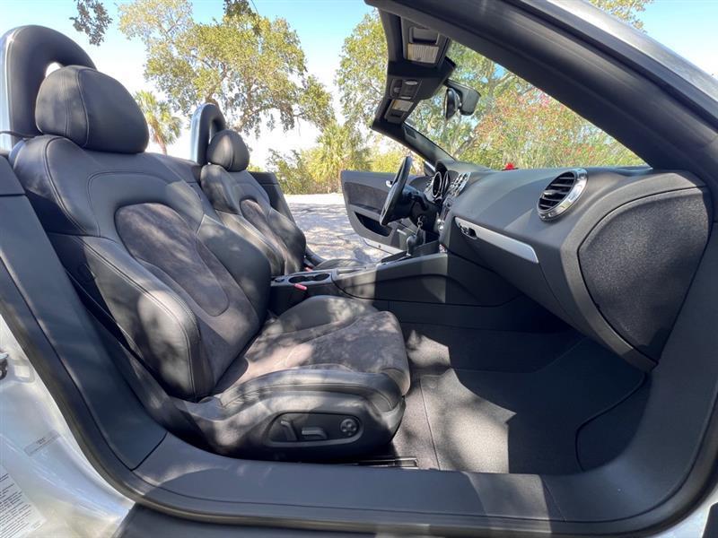 Audi Tt 2.0 T Roadster With S Tronic - Thumbnail 14