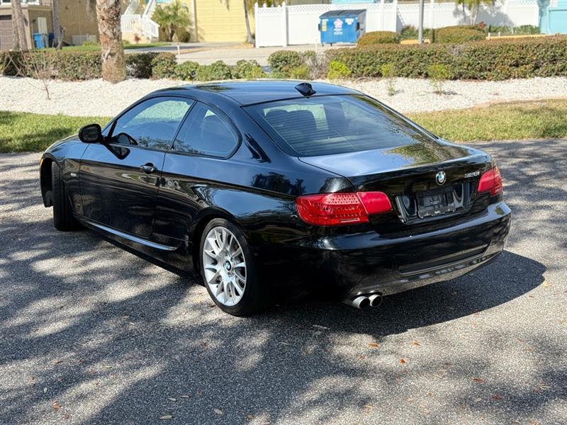 Bmw 3-Series 328I Coupe - Thumbnail 4