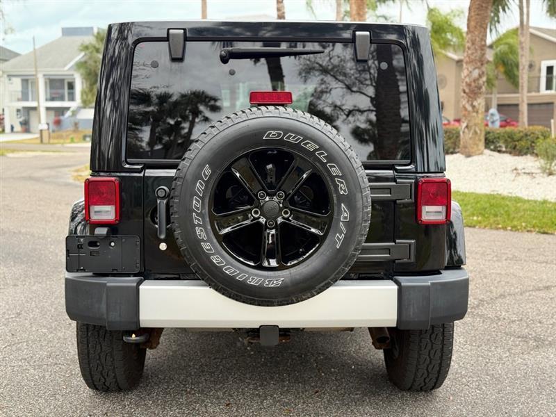 Jeep Wrangler Unlimited Sahara 4Wd - Thumbnail 5