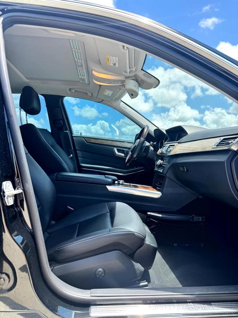 Mercedes-Benz E-Class E350 Sedan - Thumbnail 20