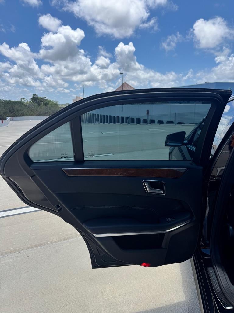 Mercedes-Benz E-Class E350 Sedan - Thumbnail 14