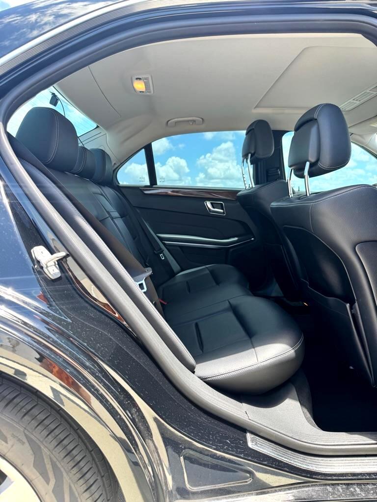 Mercedes-Benz E-Class E350 Sedan - Thumbnail 17