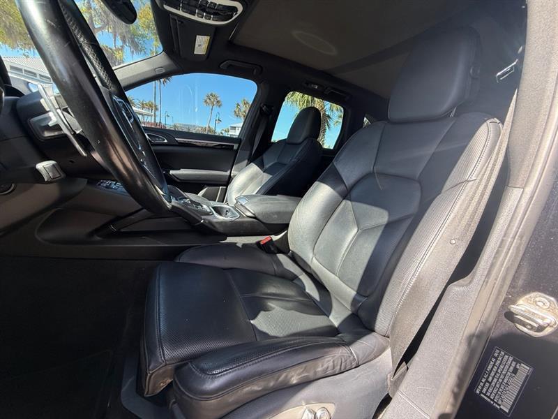 Porsche Cayenne S - Thumbnail 9