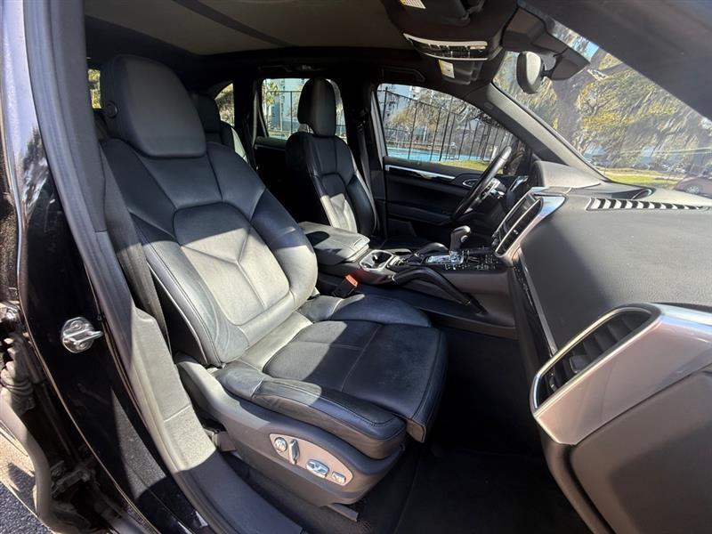 Porsche Cayenne S - Thumbnail 19