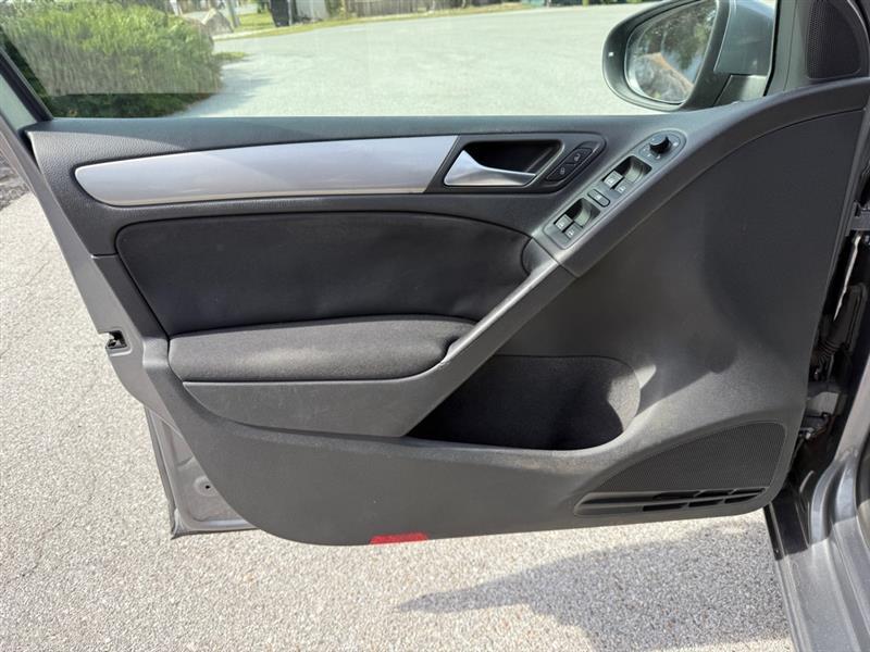 Volkswagen Golf 2.5L 4-Door Pzev - Thumbnail 11