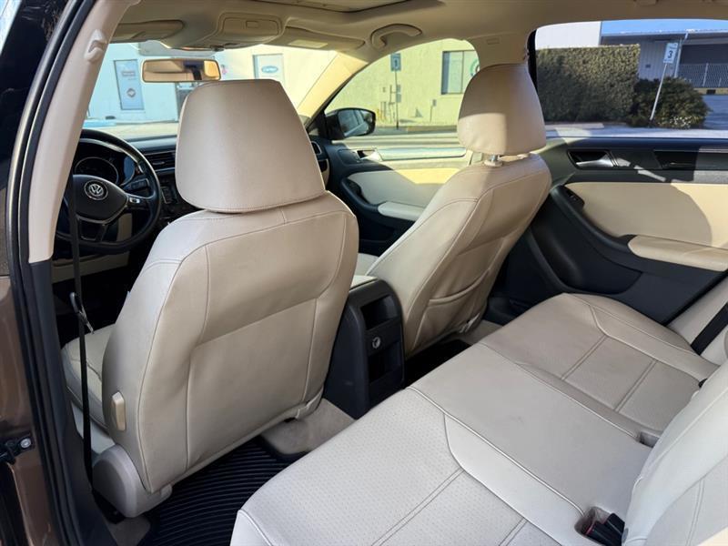 Volkswagen Jetta Tdi S 6A - Thumbnail 15