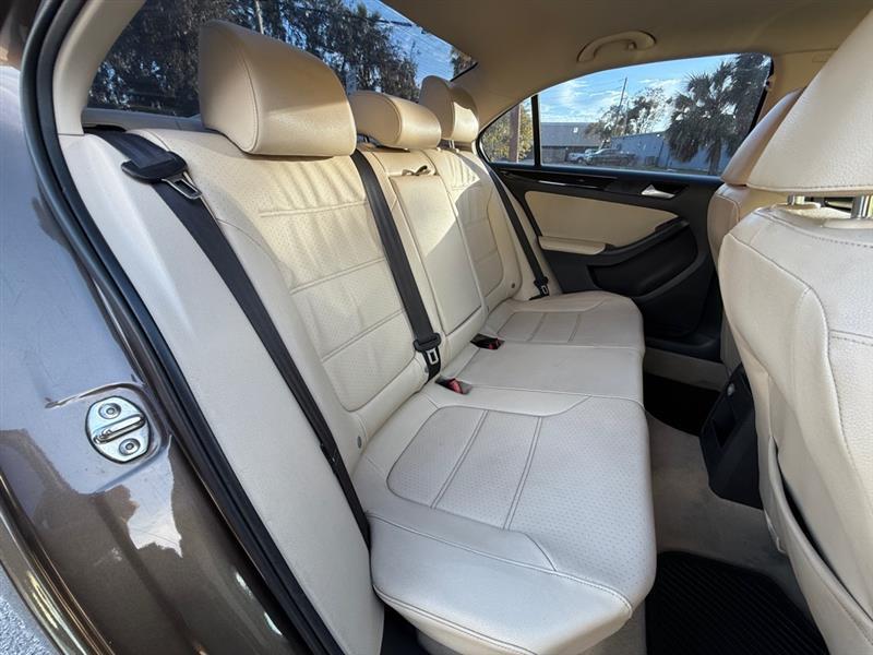 Volkswagen Jetta Tdi S 6A - Thumbnail 18