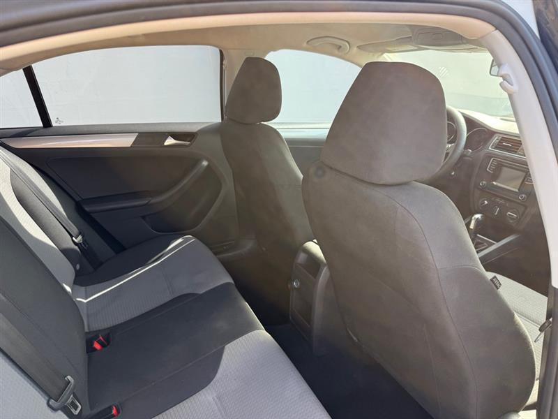 Volkswagen Jetta 1.4T S 6A - Thumbnail 16