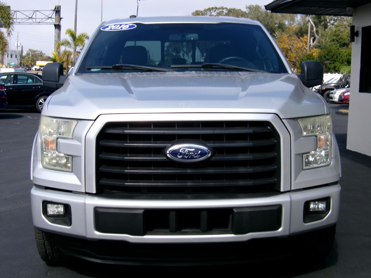 Ford F-150Xlt Supercrew 5.5-Ft. Bed 2Wd - Thumbnail 6