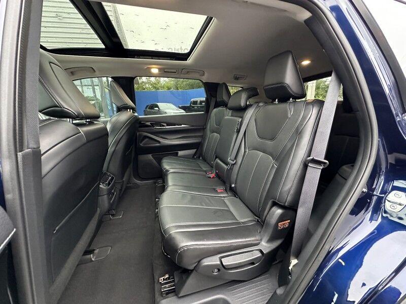 Infiniti QX60 - Thumbnail 16