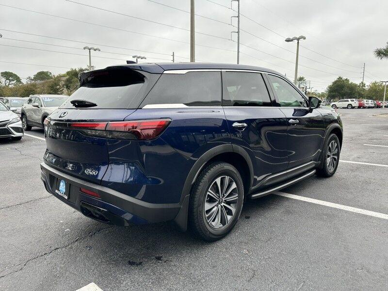 Infiniti QX60 - Thumbnail 6