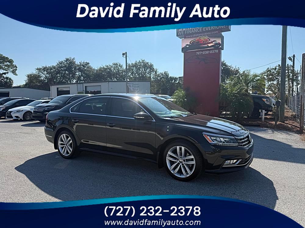 Volkswagen Passat - View 1