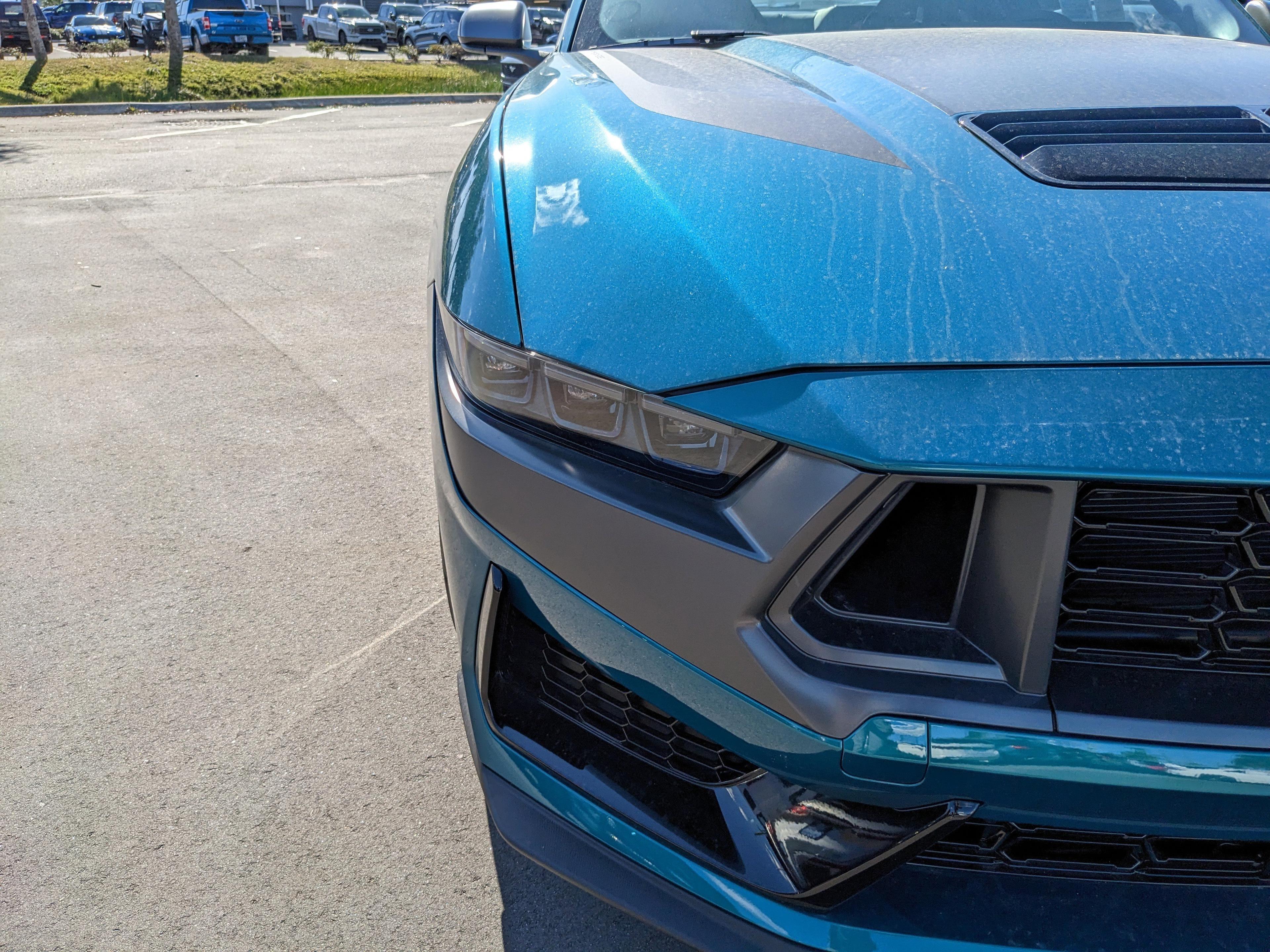 Ford Mustang Dark Horse - Thumbnail 12