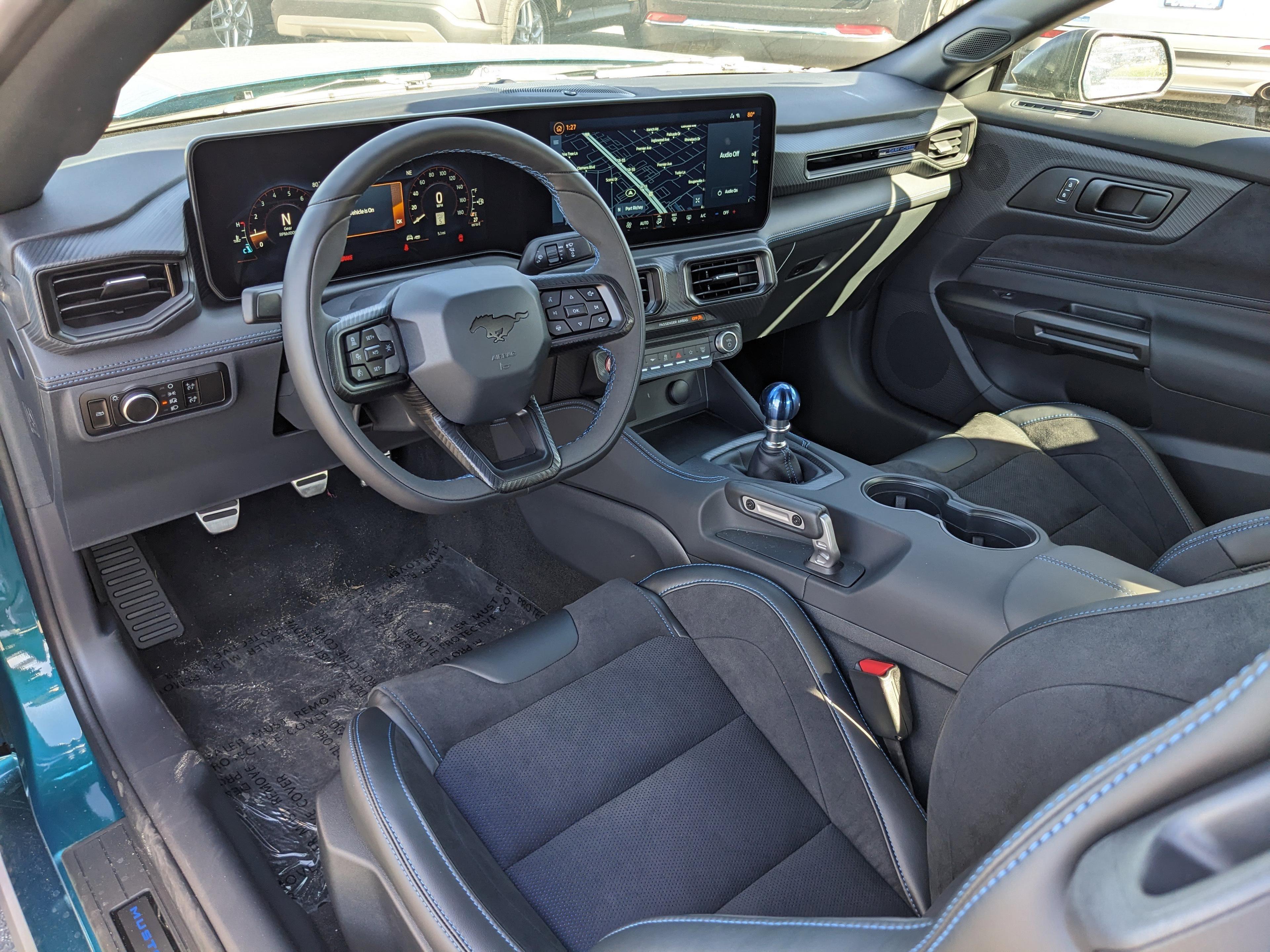 Ford Mustang Dark Horse - Thumbnail 16