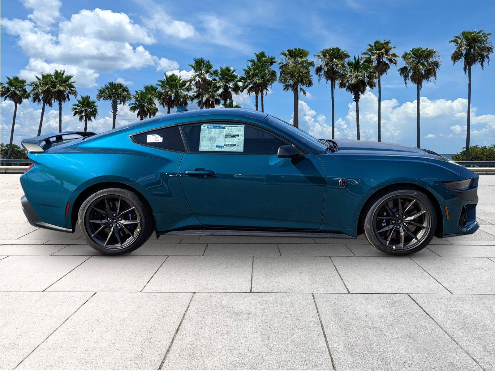 Ford Mustang Dark Horse - Thumbnail 11